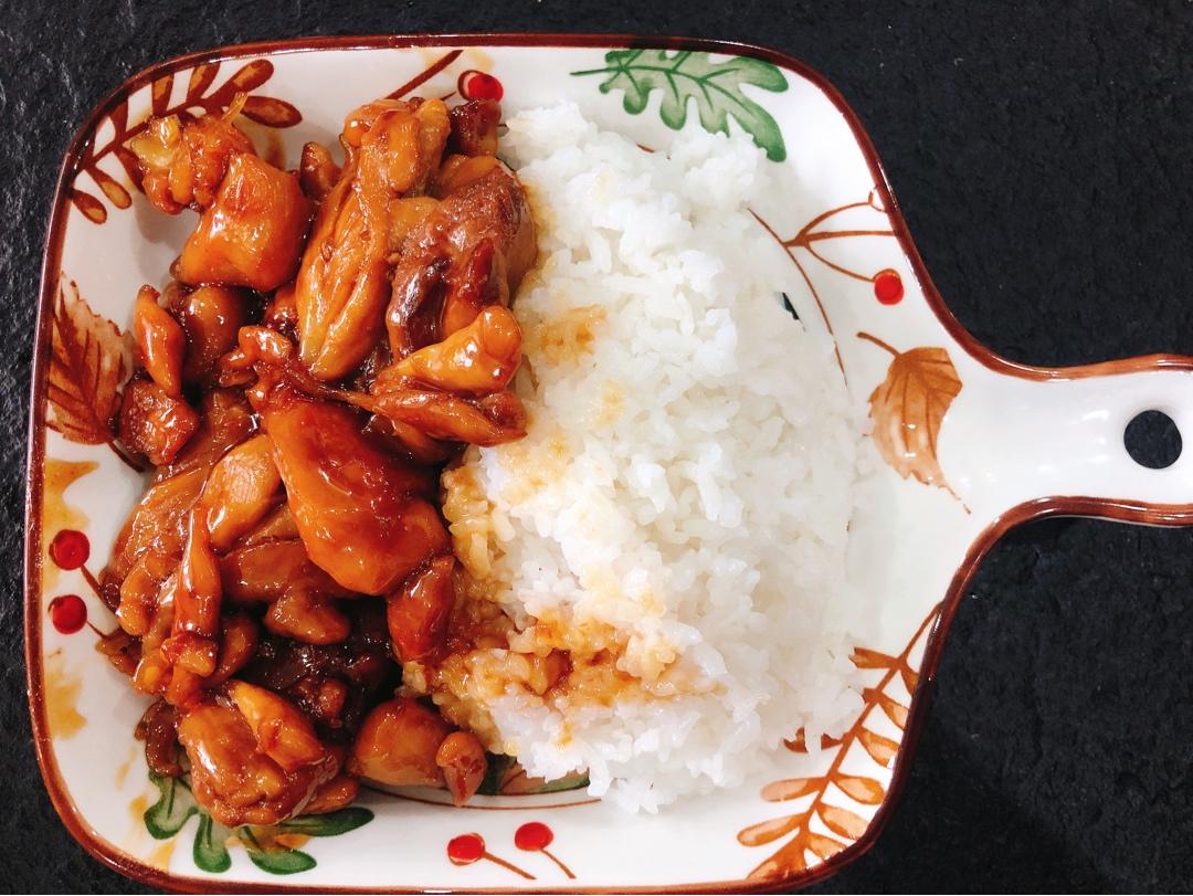 家庭版照烧鸡排饭【酱汁鸡排饭】