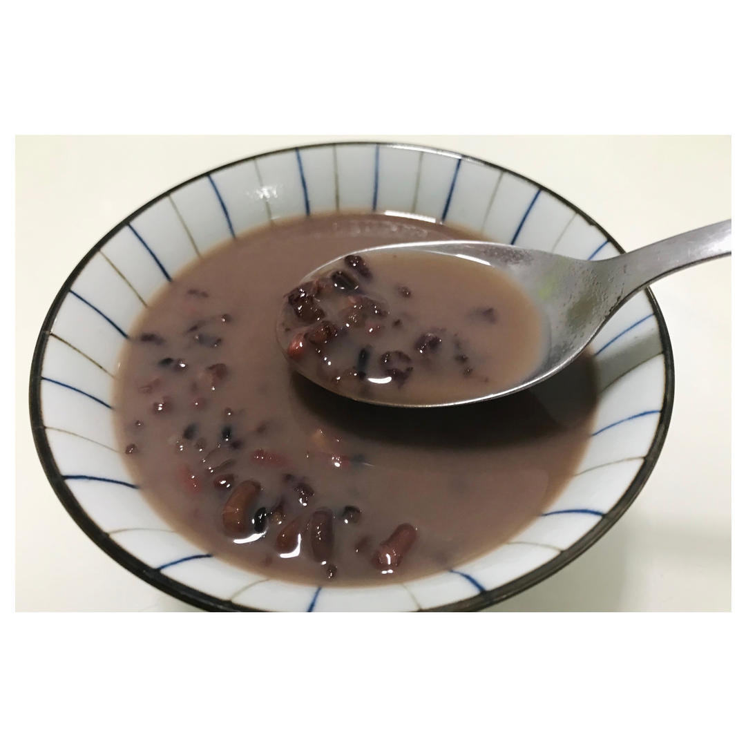 🔥比奶茶好喝百倍的奶香红豆黑米养生粥😋