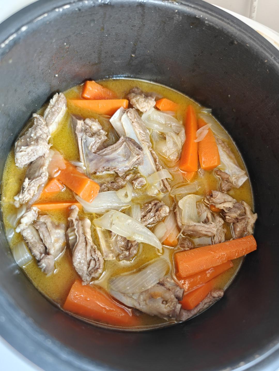 羊肉抓饭