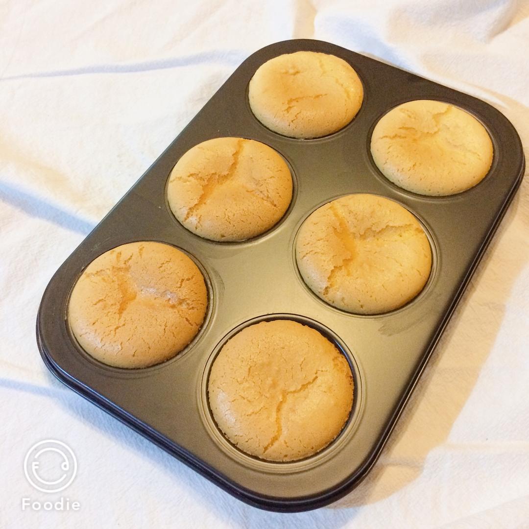 炼乳纸杯蛋糕
