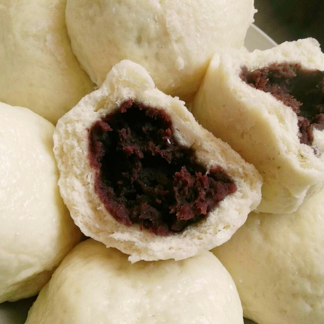 lynnking做的奶香豆沙包