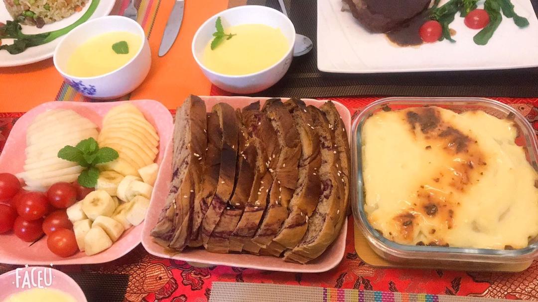 入门级不用揉出膜的手撕紫薯面包无黄油版