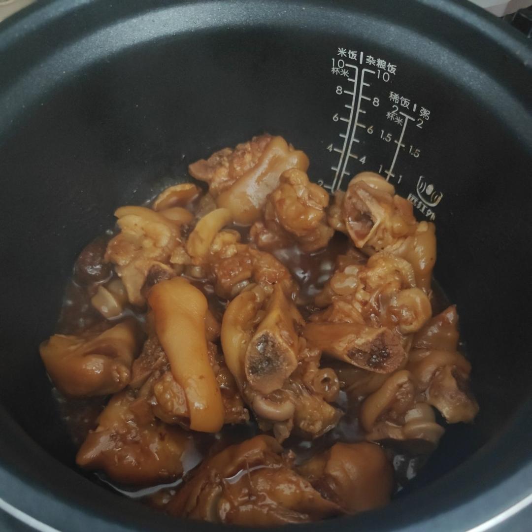 话梅焖猪蹄