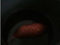豆沙红薯芝麻球的做法 步骤1