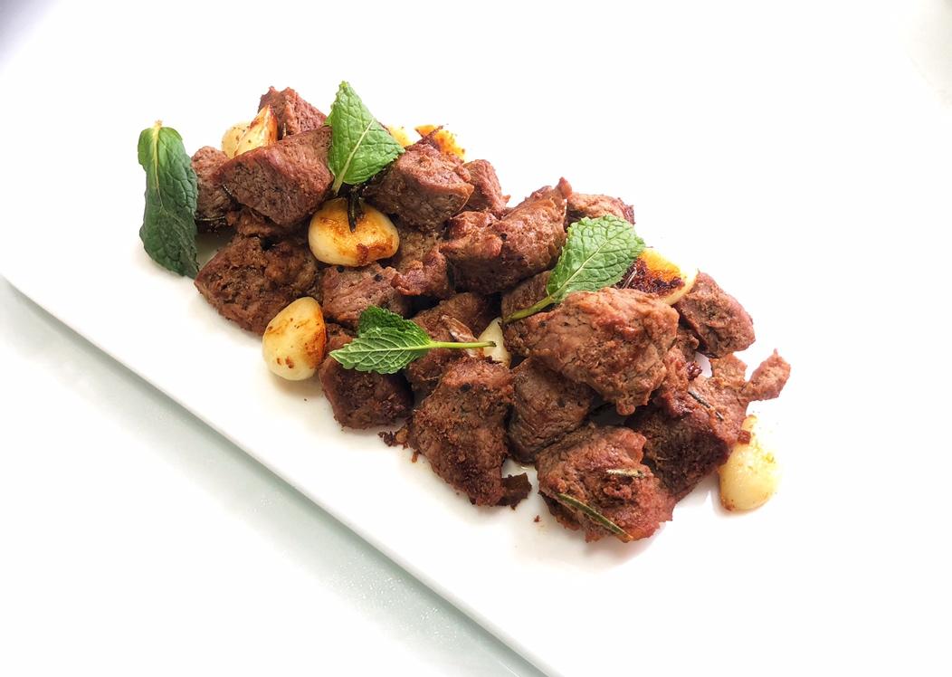 黑蒜子牛肉粒