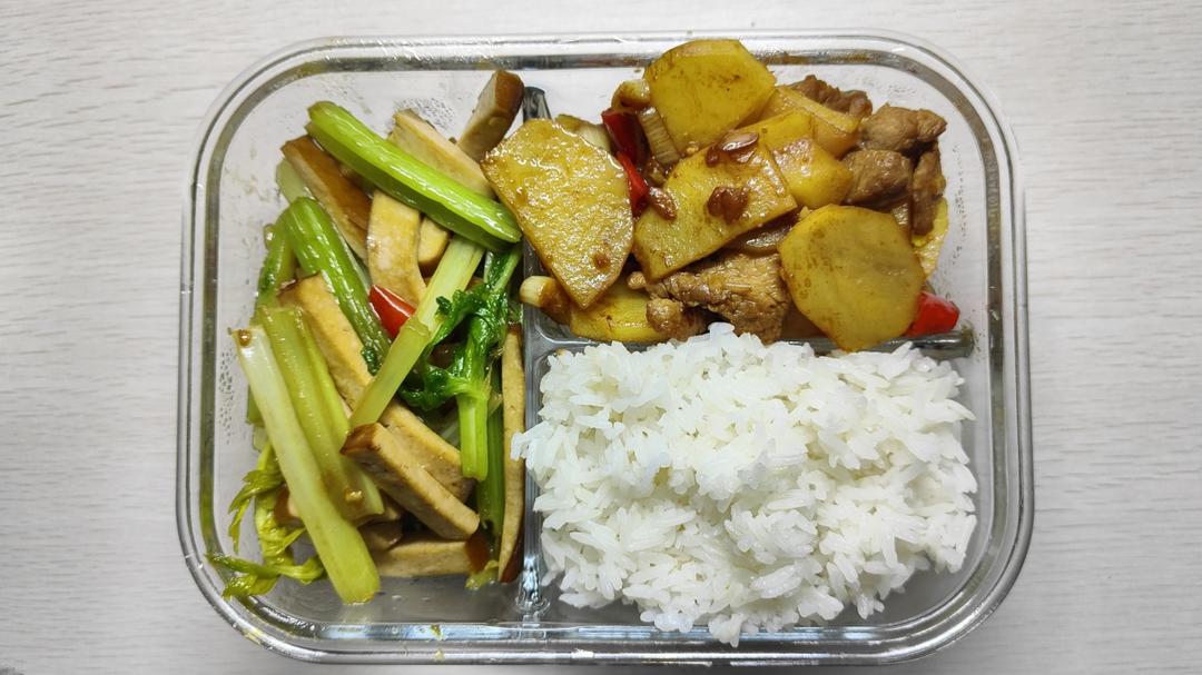 香辣土豆炒肉片
