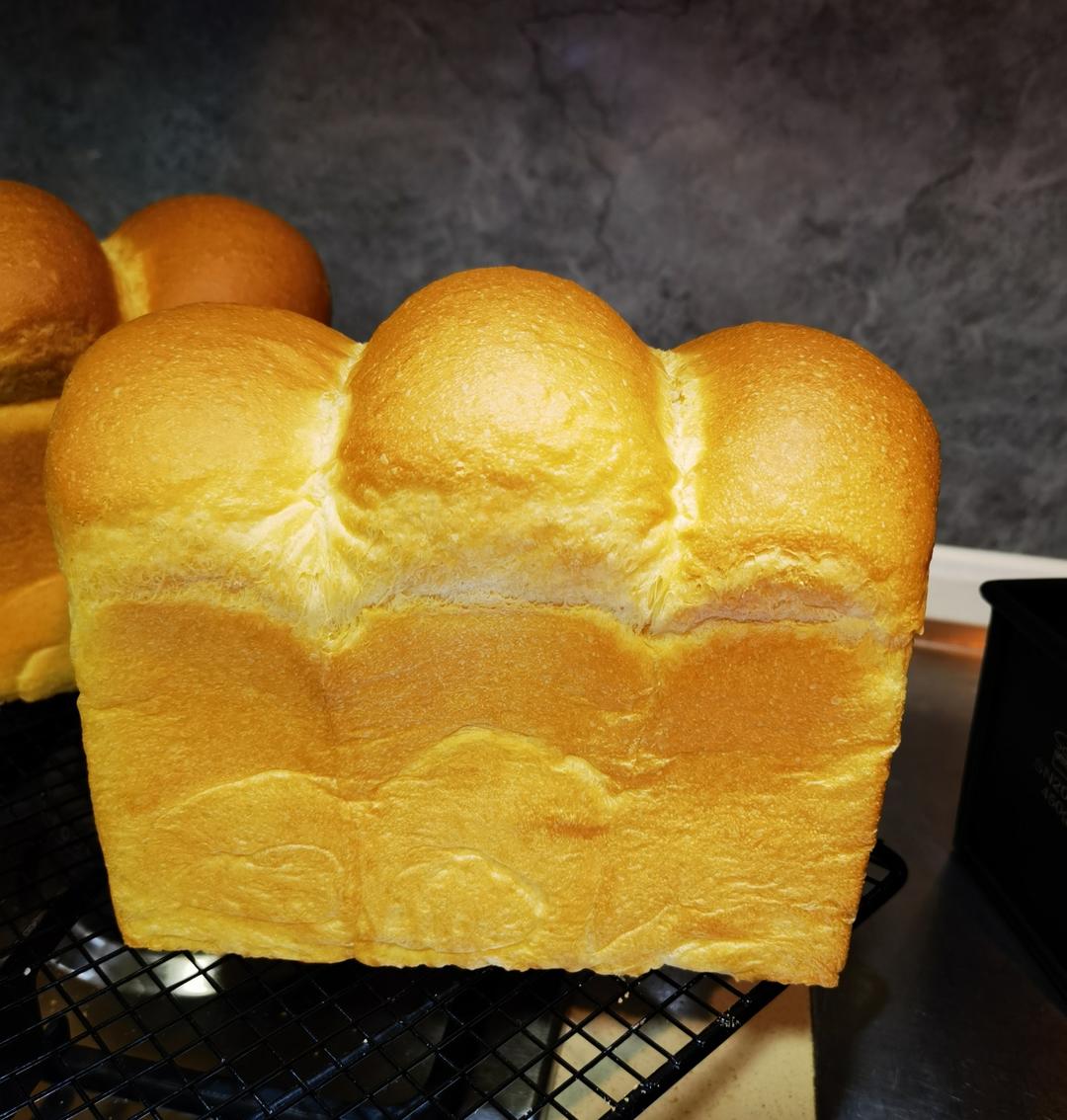 基本鲜奶吐司
