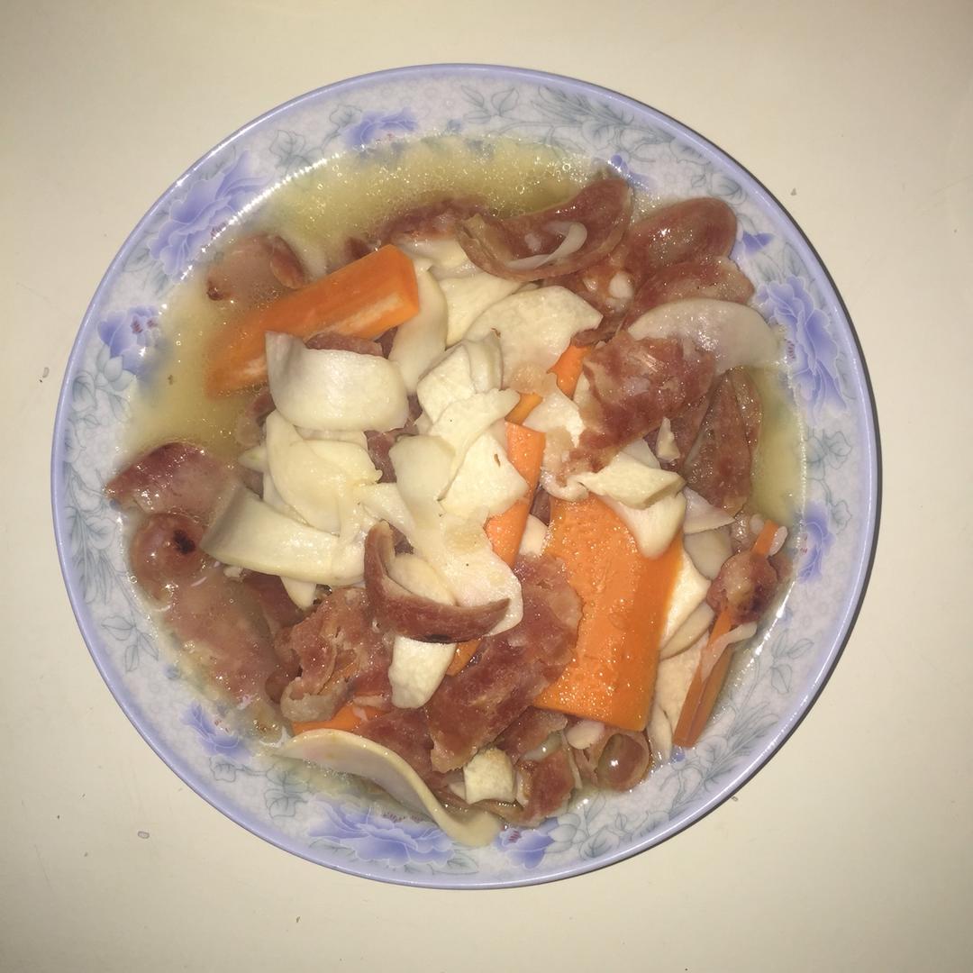 香肠炒杏鲍菇