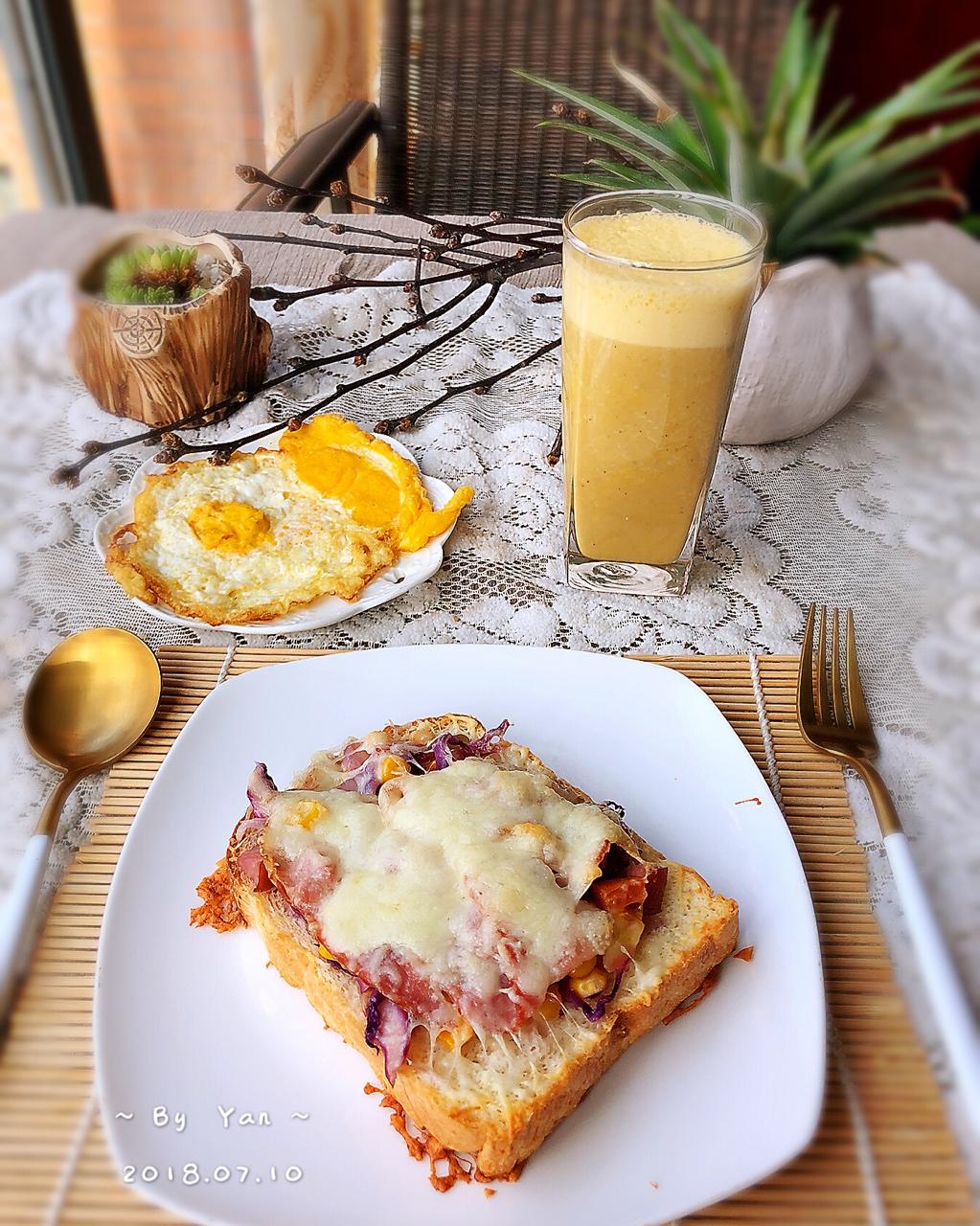 吐司培根小批萨