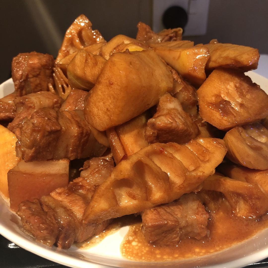 堂妈小厨——笋子烧肉