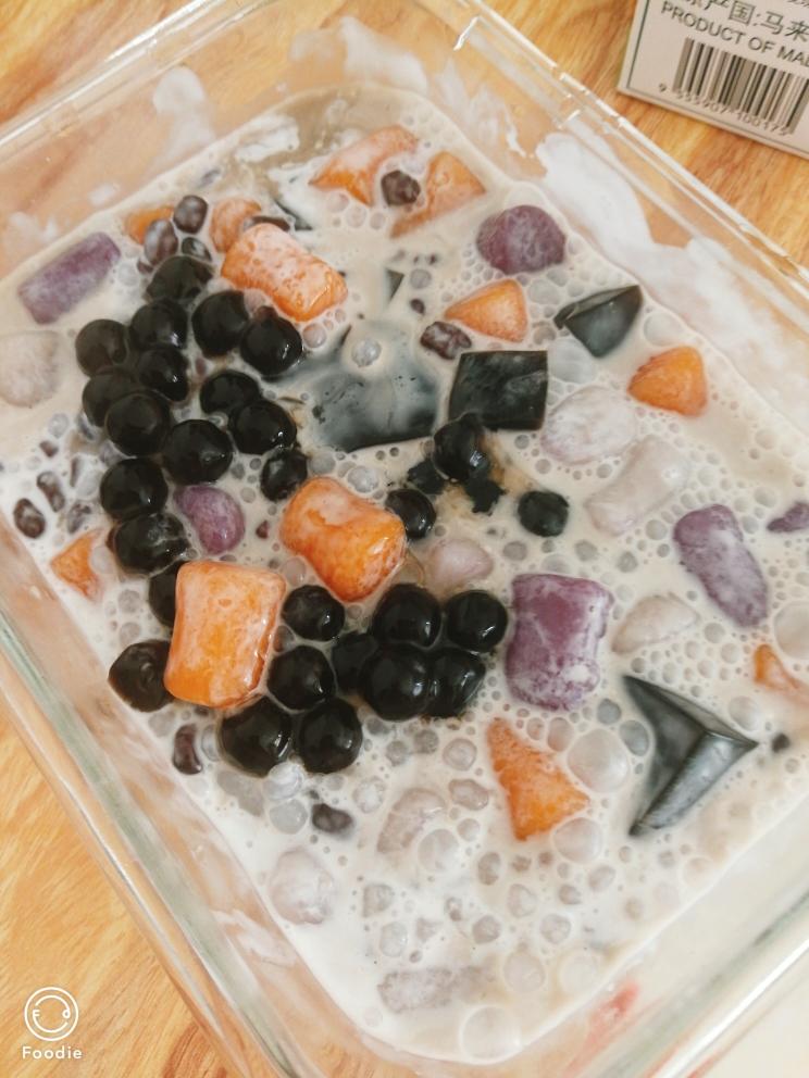 媲美鲜芋仙的芋圆烧仙草（内附三色芋圆的制作方法）