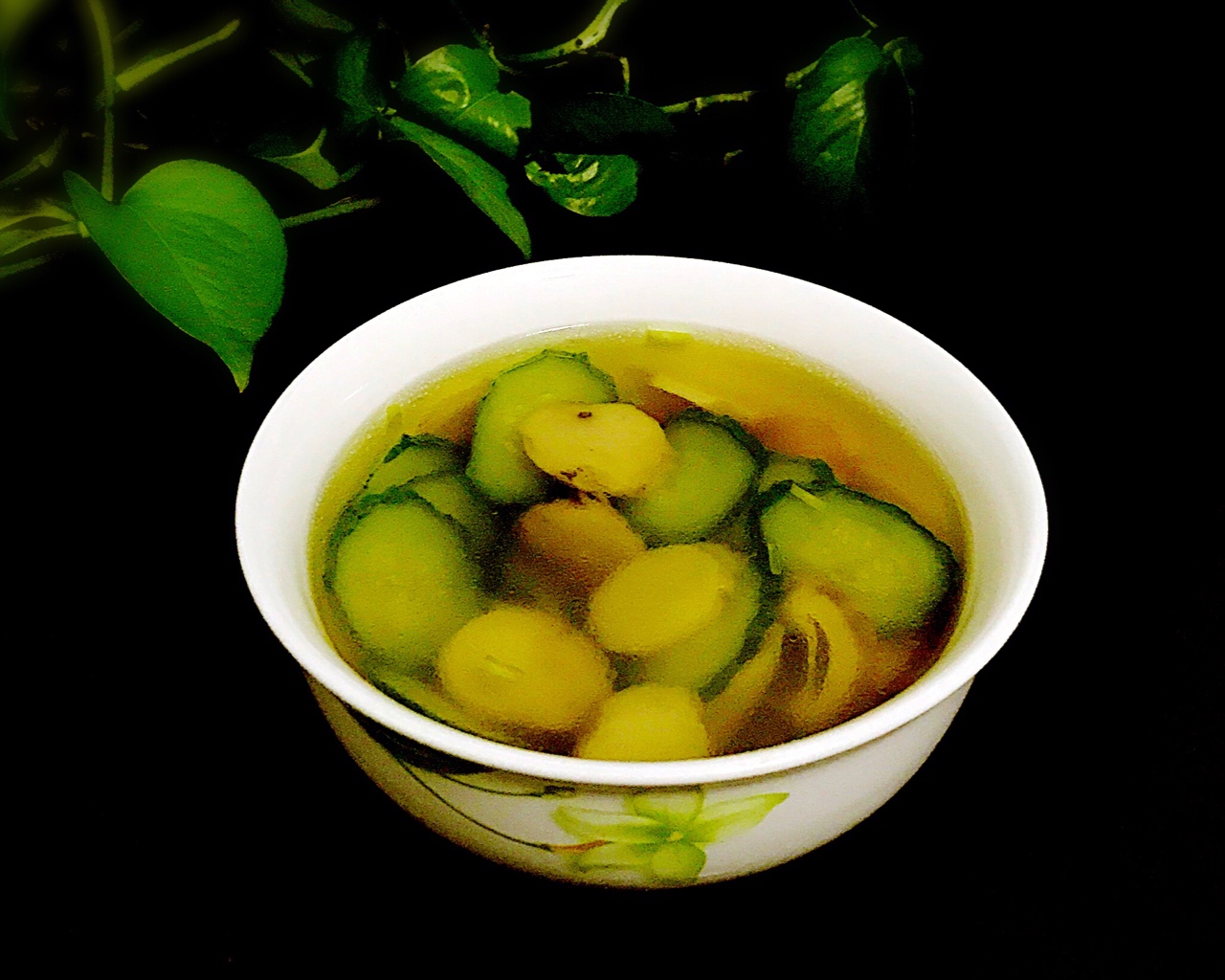 松茸黄瓜汤的做法