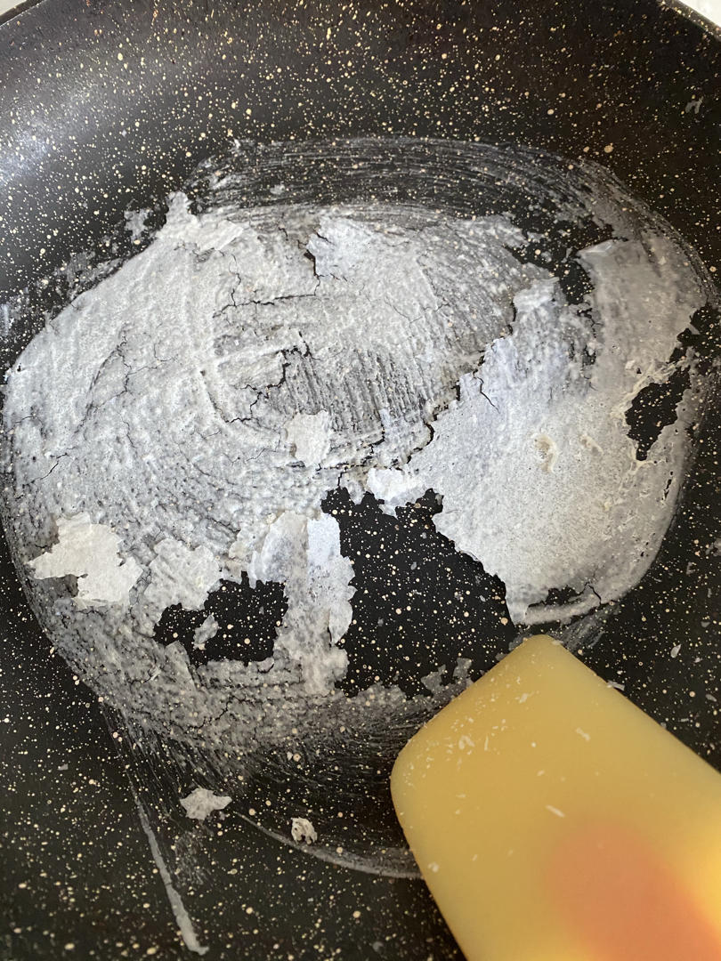 自制春卷皮（超简单是个人都会）