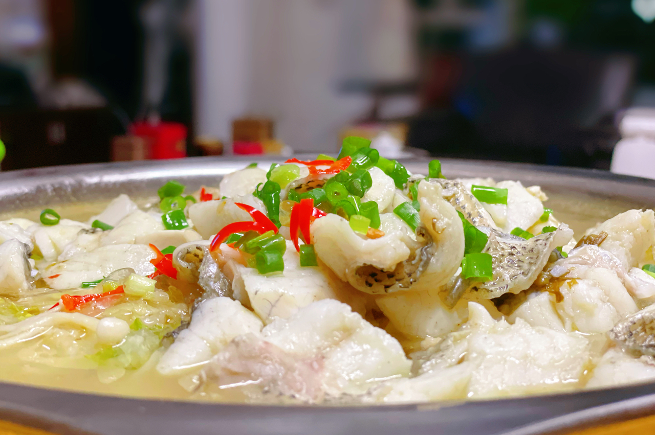 厨师长教你：“酸菜鱼”的传统做法，色香味俱全