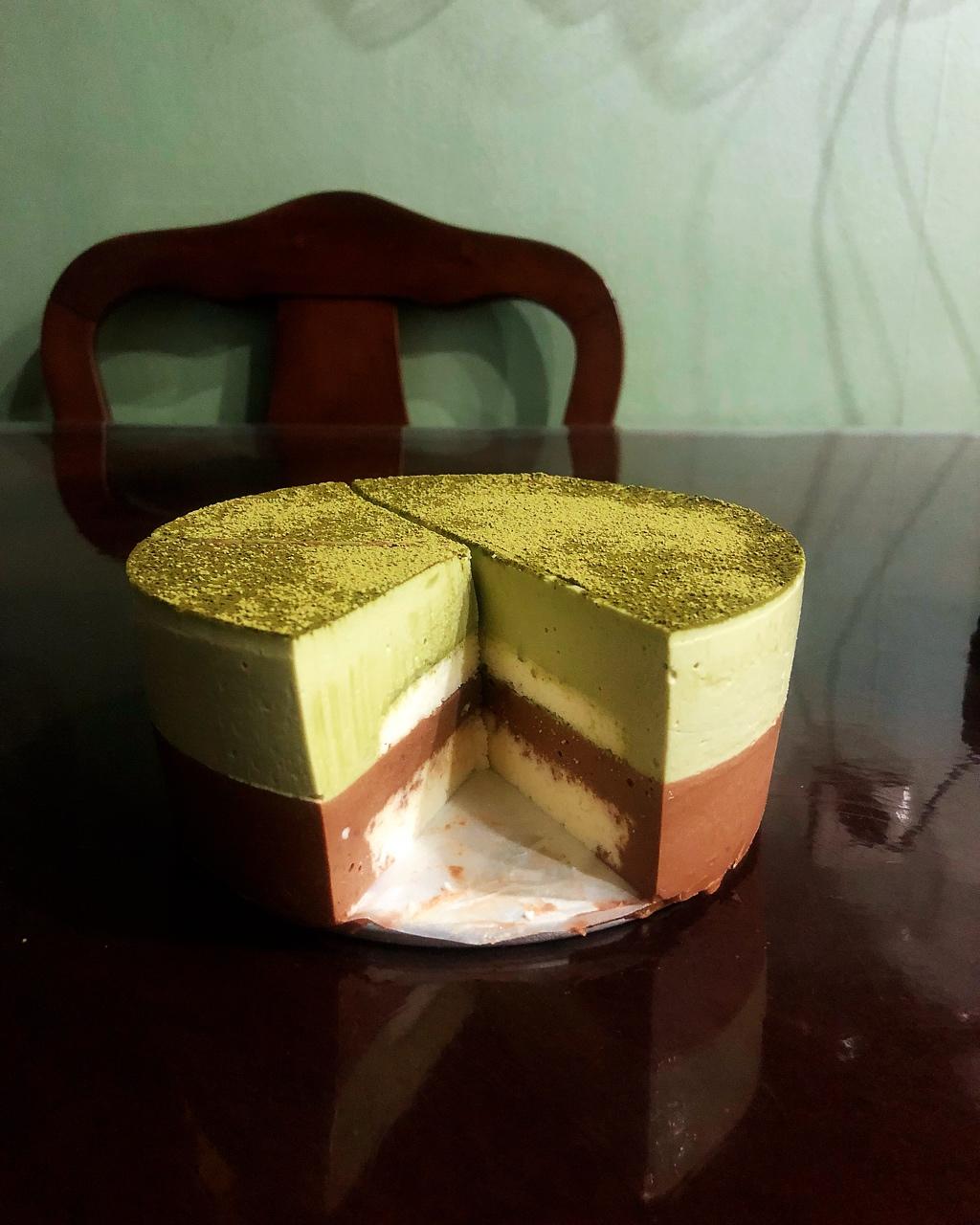 巧克力抹茶慕斯蛋糕