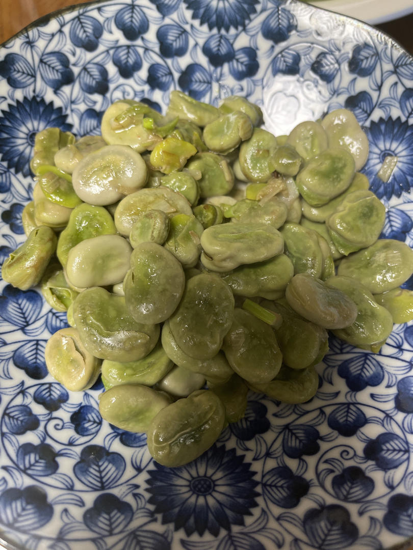 无比鲜美的葱油蚕豆