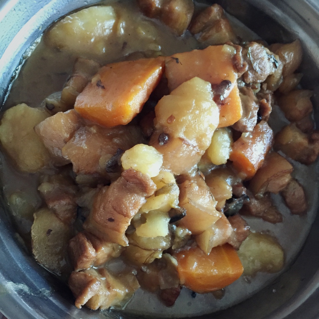 吃着碗里望着锅里的红烧肉