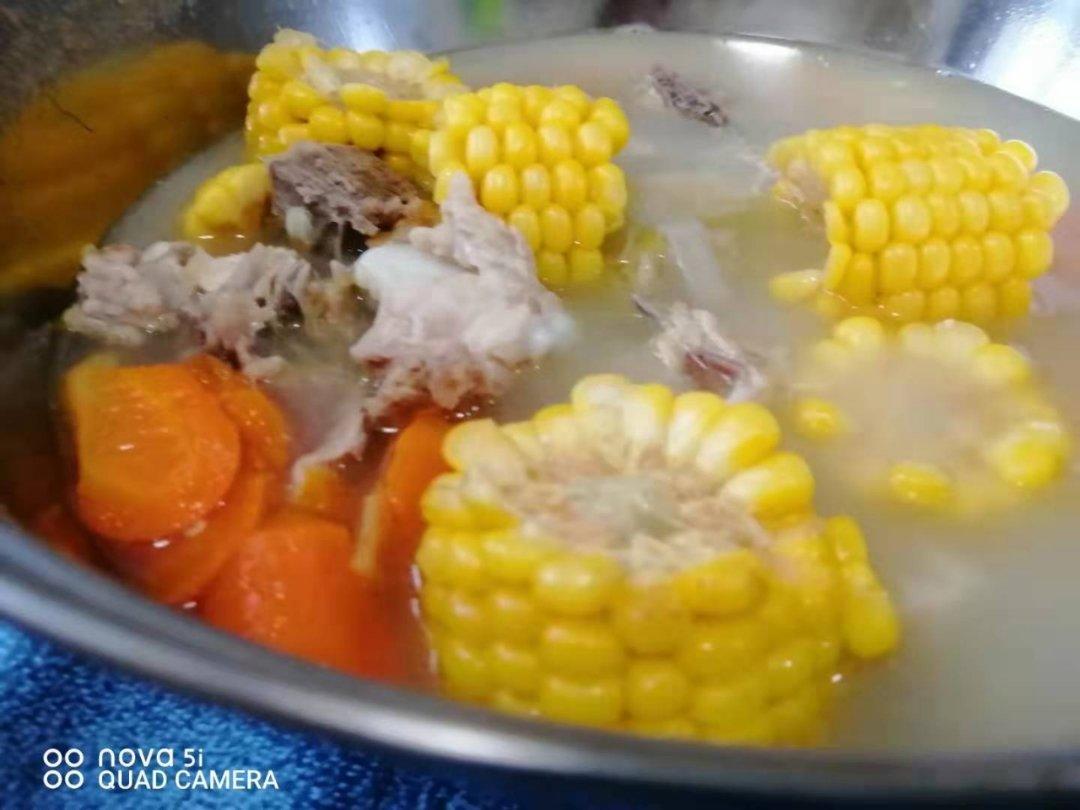 玉米排骨汤（电饭锅版）
