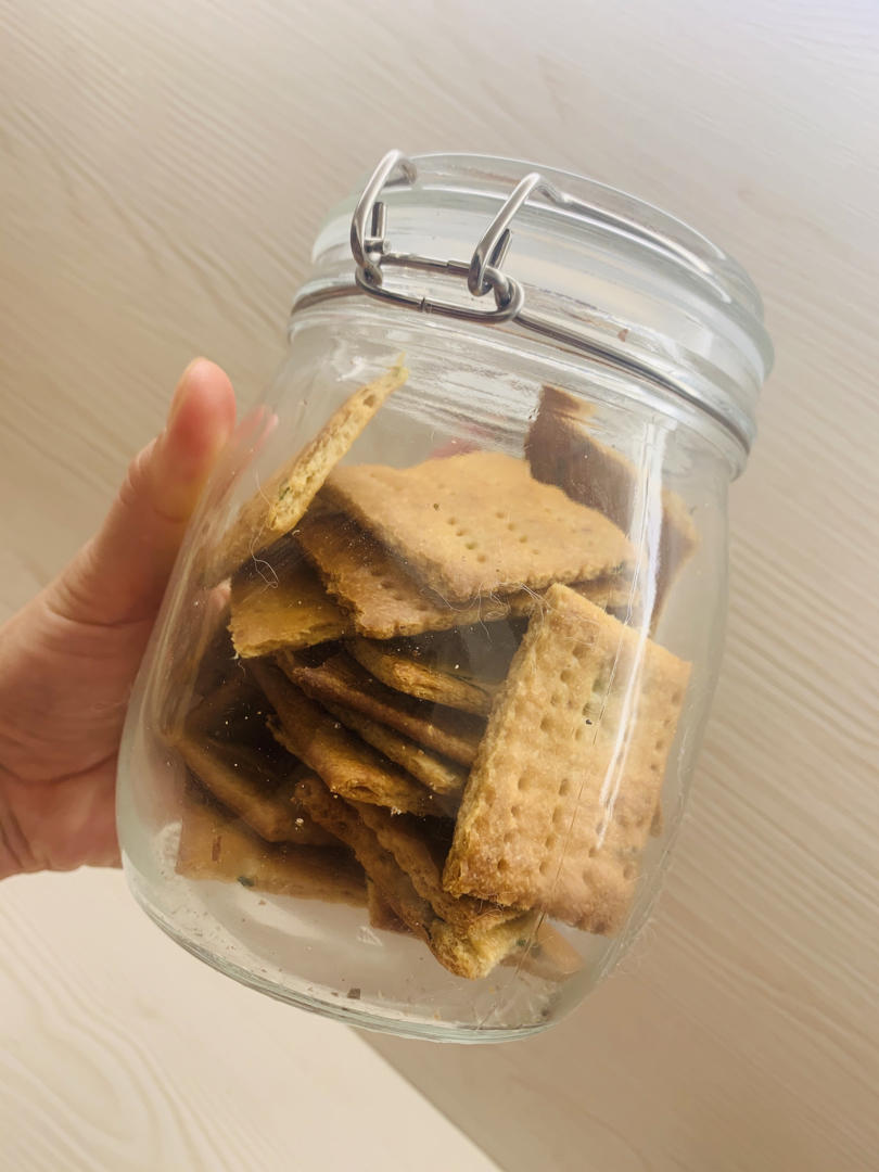 无糖版的香葱小苏打饼干