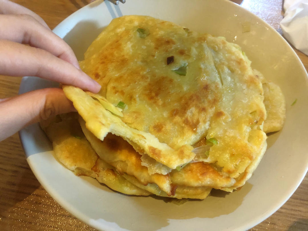 墙裂推荐的葱花烙饼