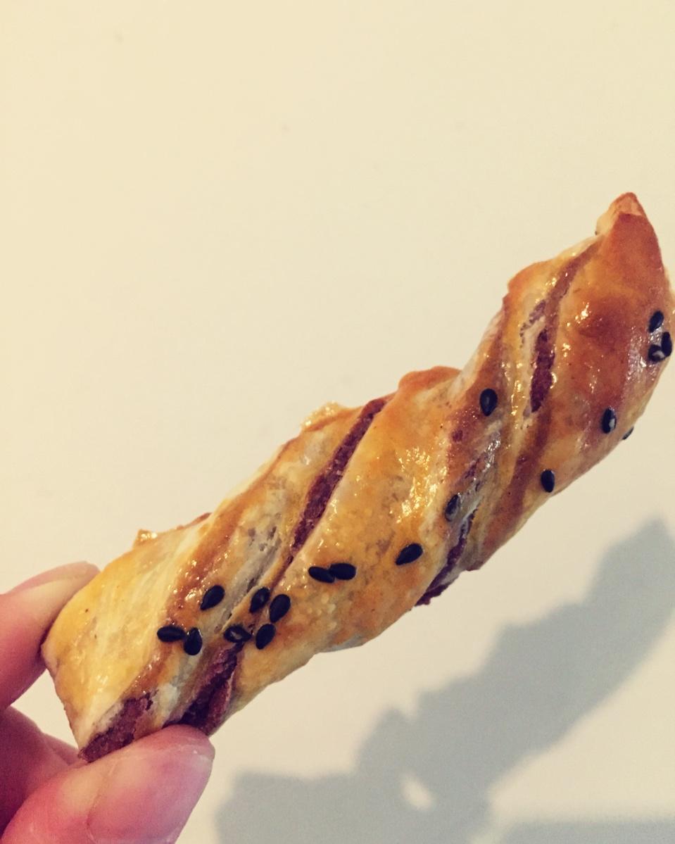 豆沙扭扭酥