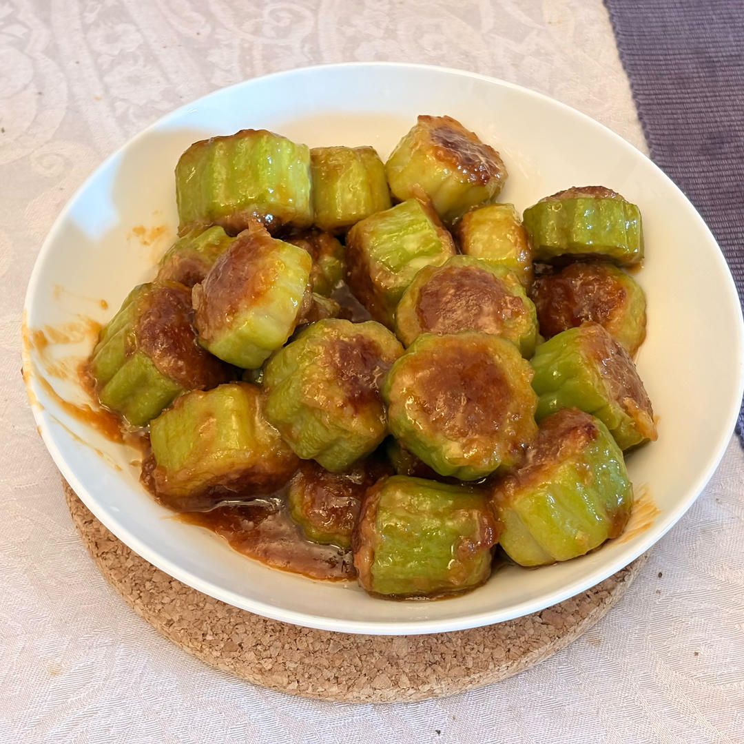厨师长教你：“苦瓜酿肉”的家常做法，口感和味道很棒，先收藏了