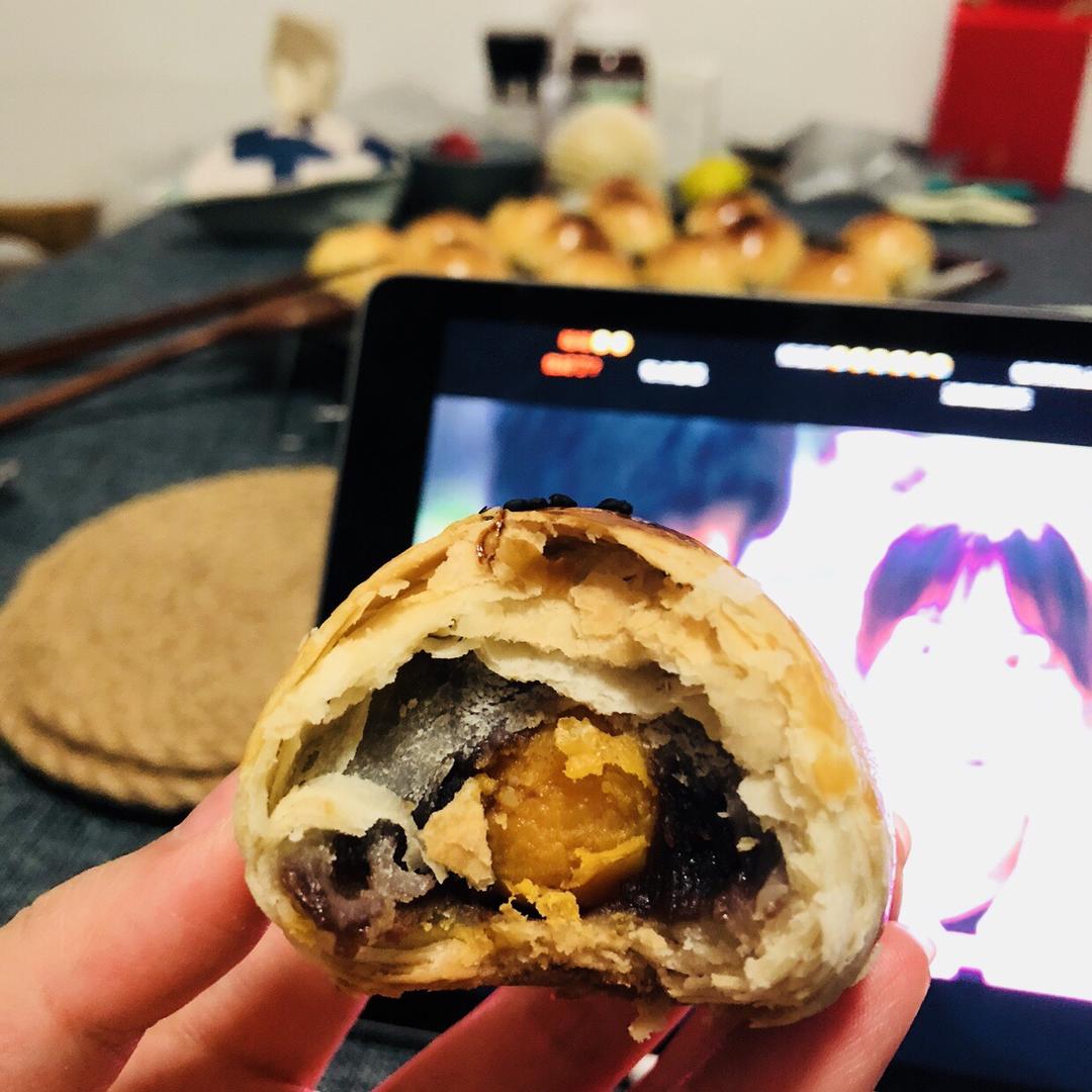 ㊙️网红麻薯肉松蛋黄酥🔥，好吃到爆‼️