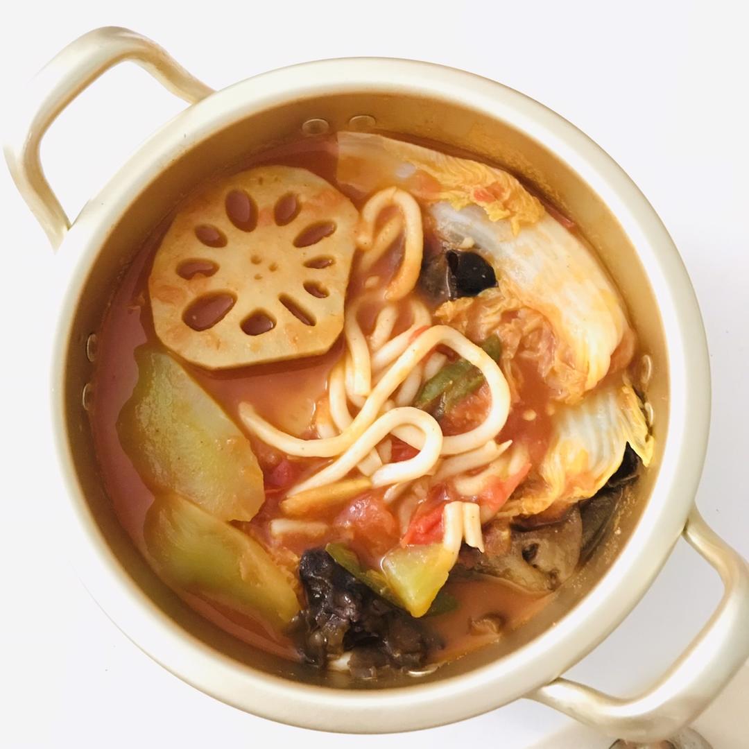番茄汤底素食麻辣烫