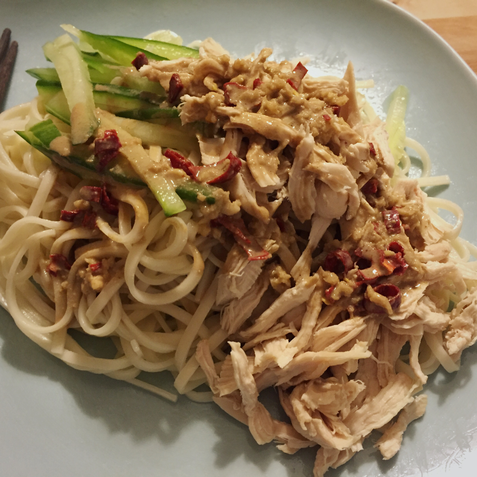 麻酱鸡丝凉面