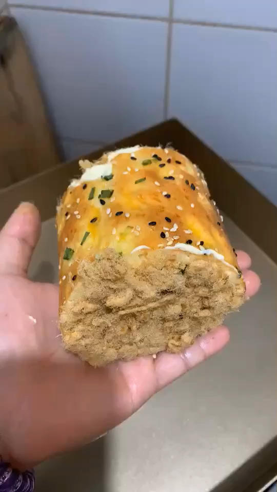 肉松面包卷