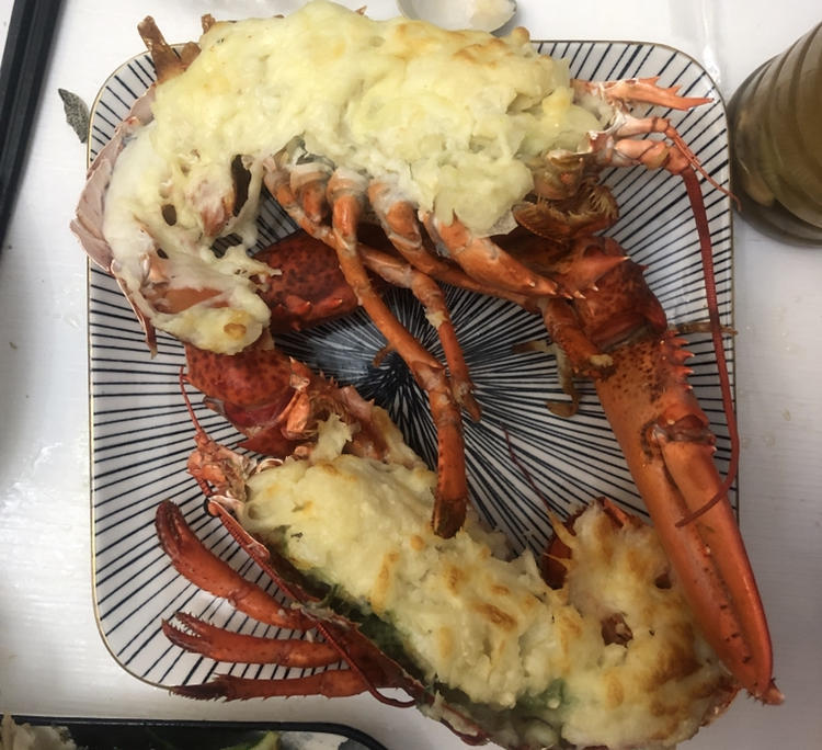 🦞《龙虾、野生青龙料理》🦞芝士白酱焗烤龙虾🧀芝士好好味😋简单好上手的烤箱菜🤙🏻