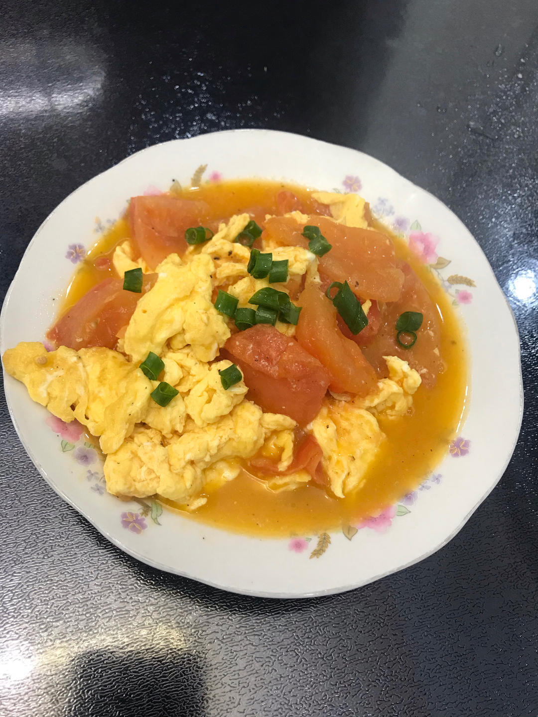 番茄炒鸡蛋（超浓的番茄味）