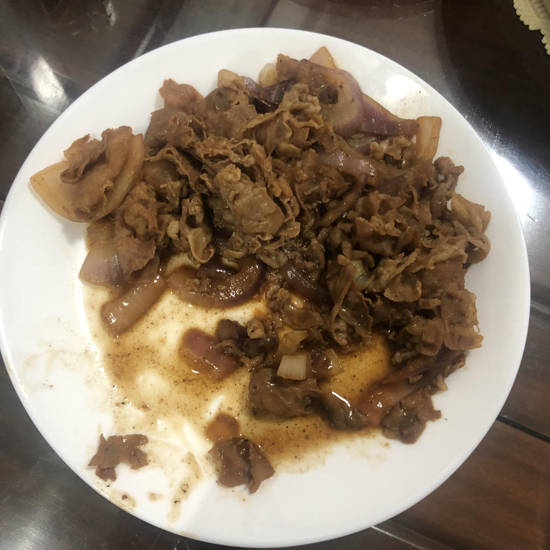 好吃到舔盘的秘制洋葱炒肥牛卷！拌饭巨香