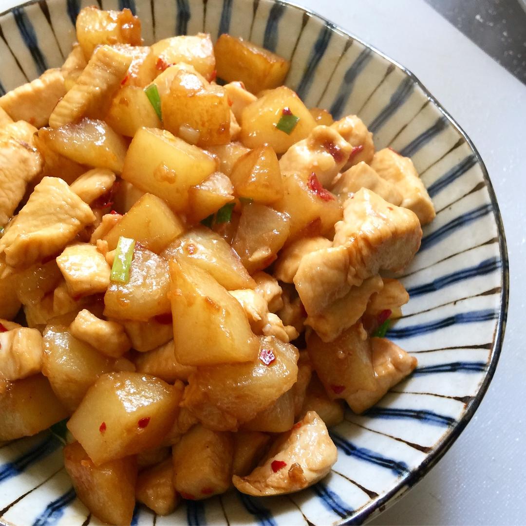 一道怎么做都好吃的干煎土豆鸡丁（红烧，咖喱，椒盐，孜然）