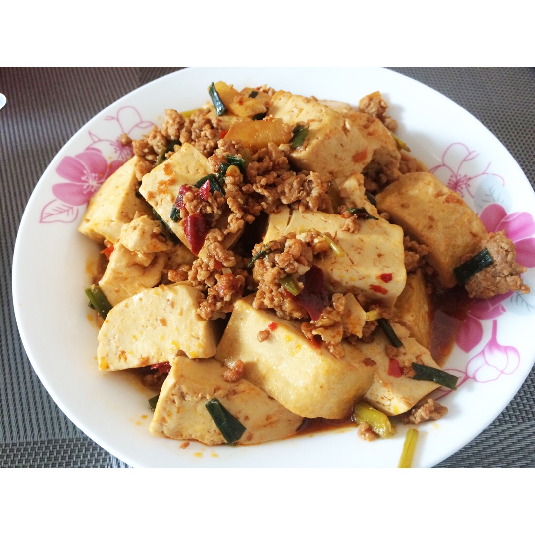 家常红烧肉末豆腐