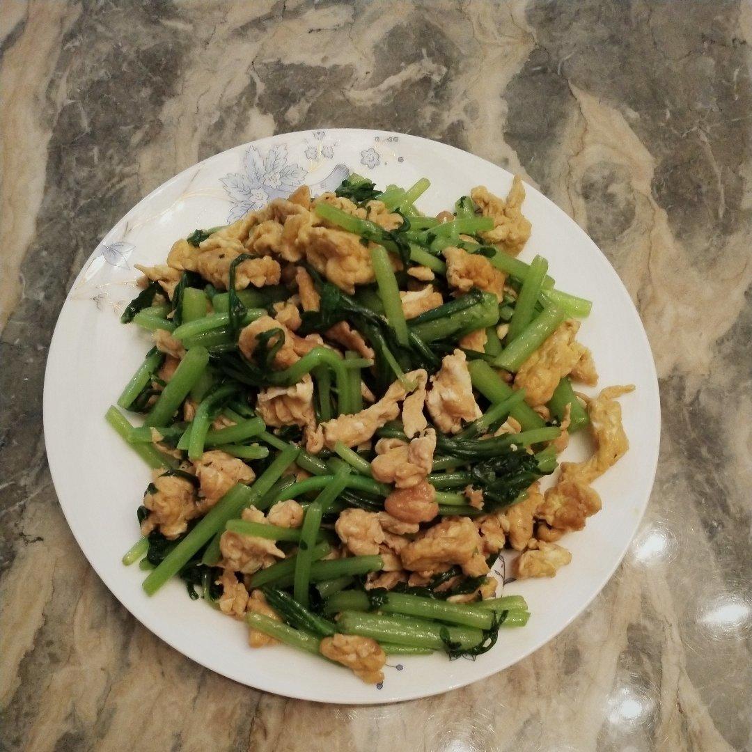 茼蒿炒鸡蛋