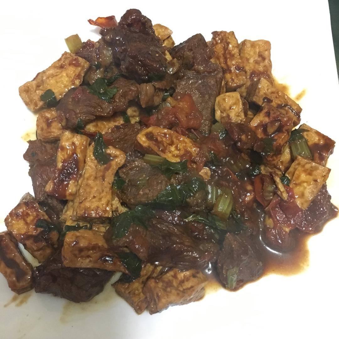 油豆腐泡烧牛肉