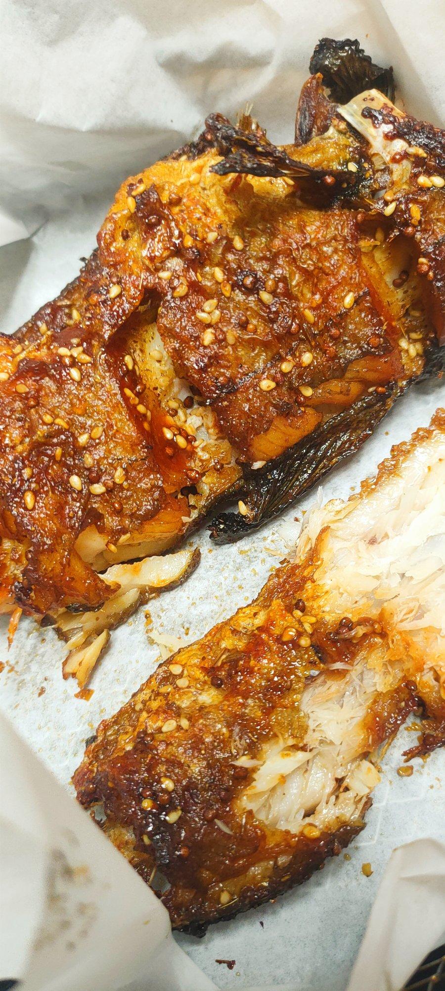 思奇减肥餐做的烧烤摊上的烤鱼烤箱版烤鱼干烤鱼