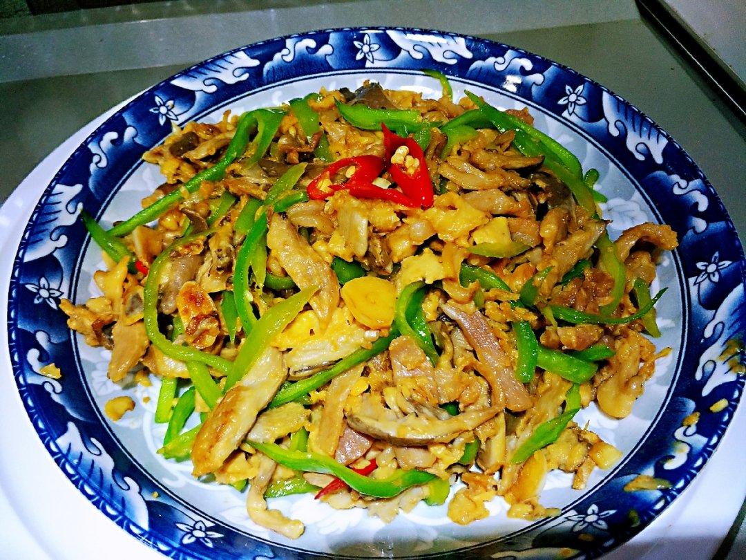 平菇青椒炒蛋