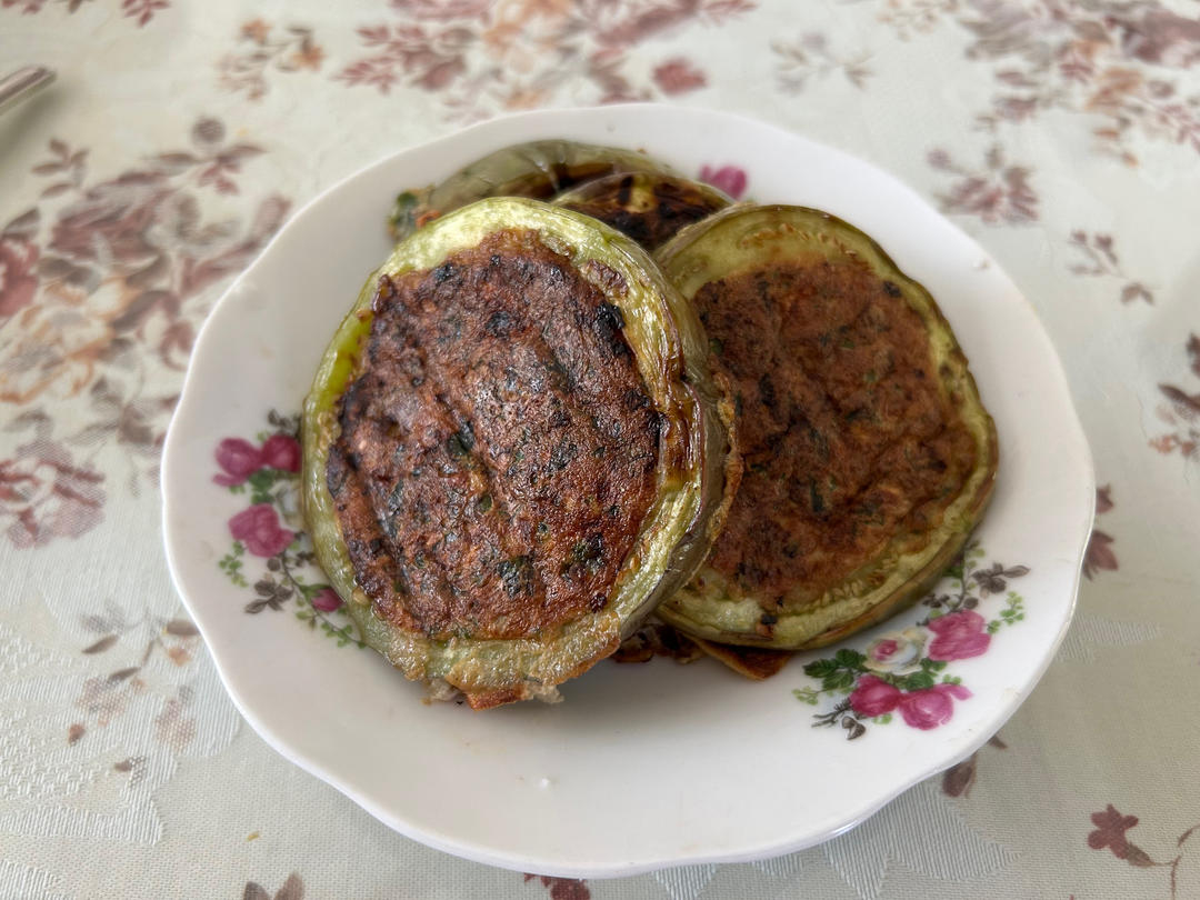 宝宝茄饼的做法