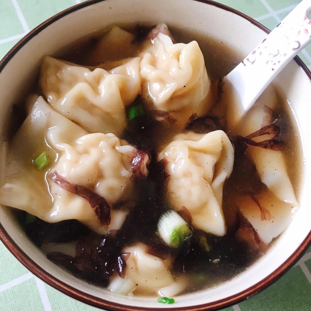馄饨肉馅+汤底