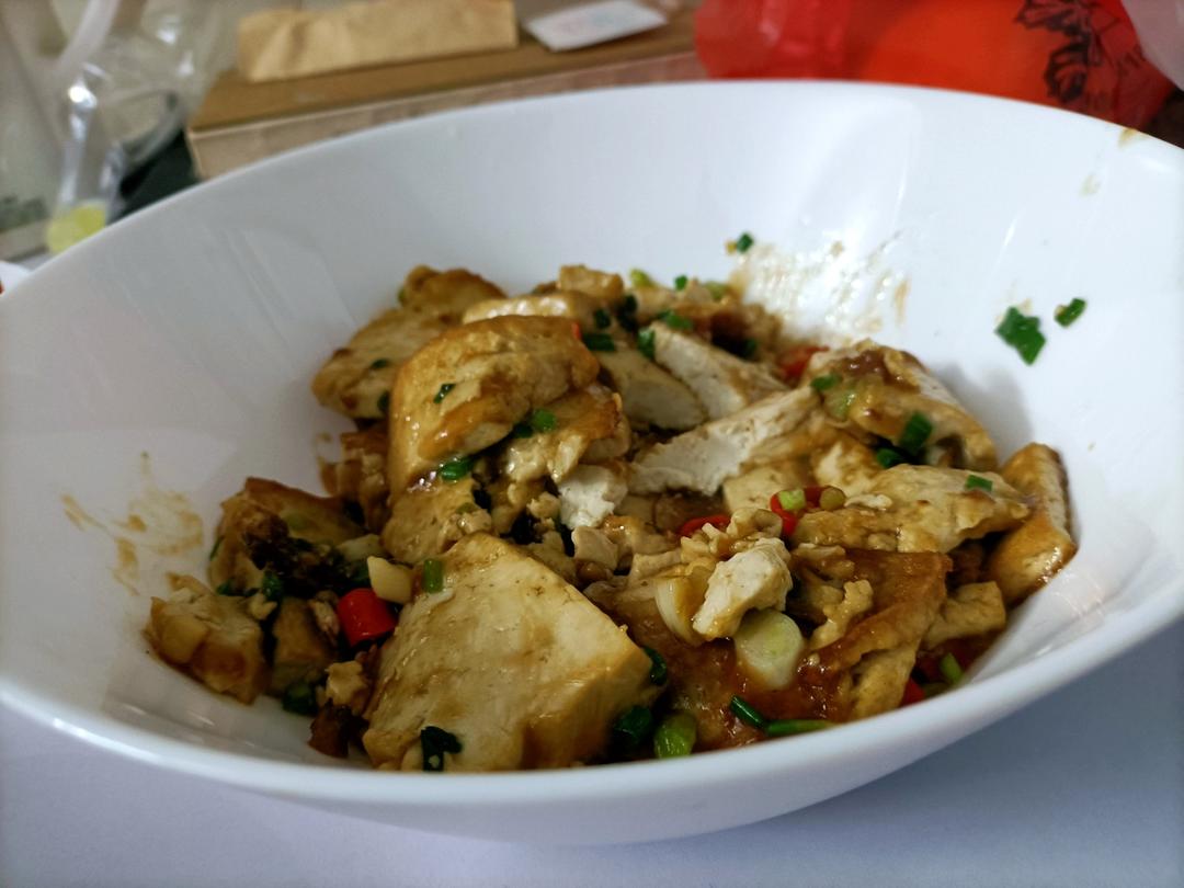 厨师长教你：“懒人烧豆腐”的家常做法，很简单懒人的做法，收藏