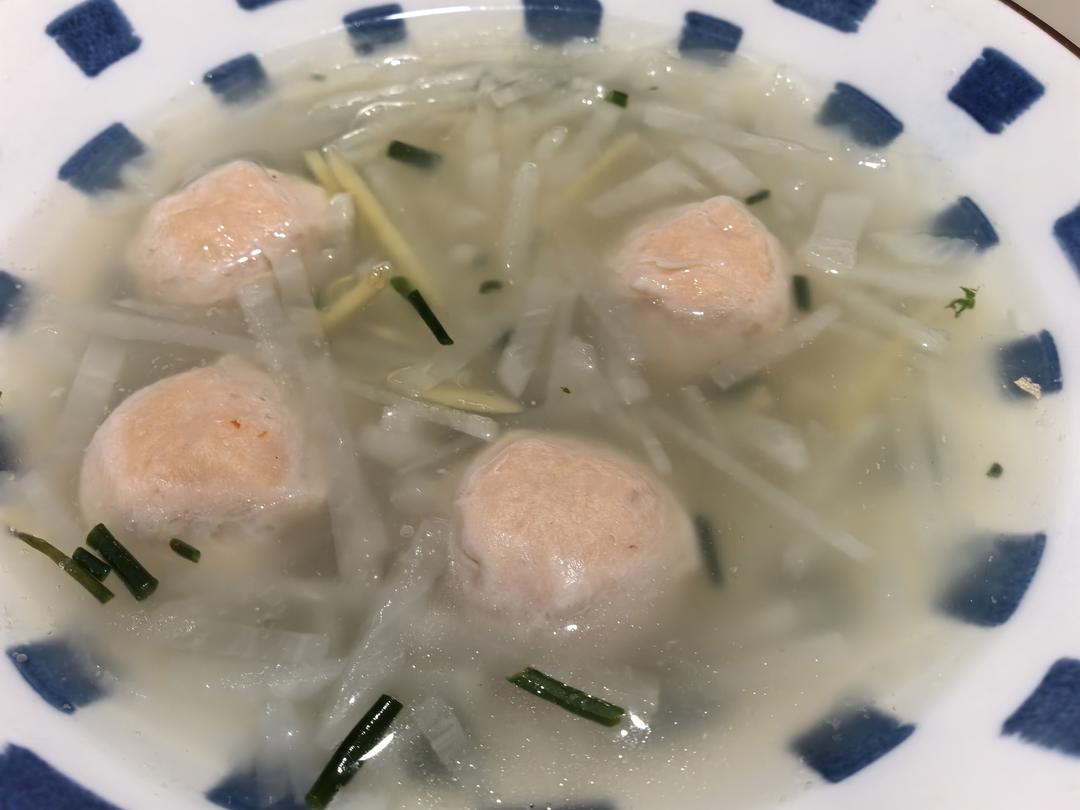 萝卜丝虾丸汤
