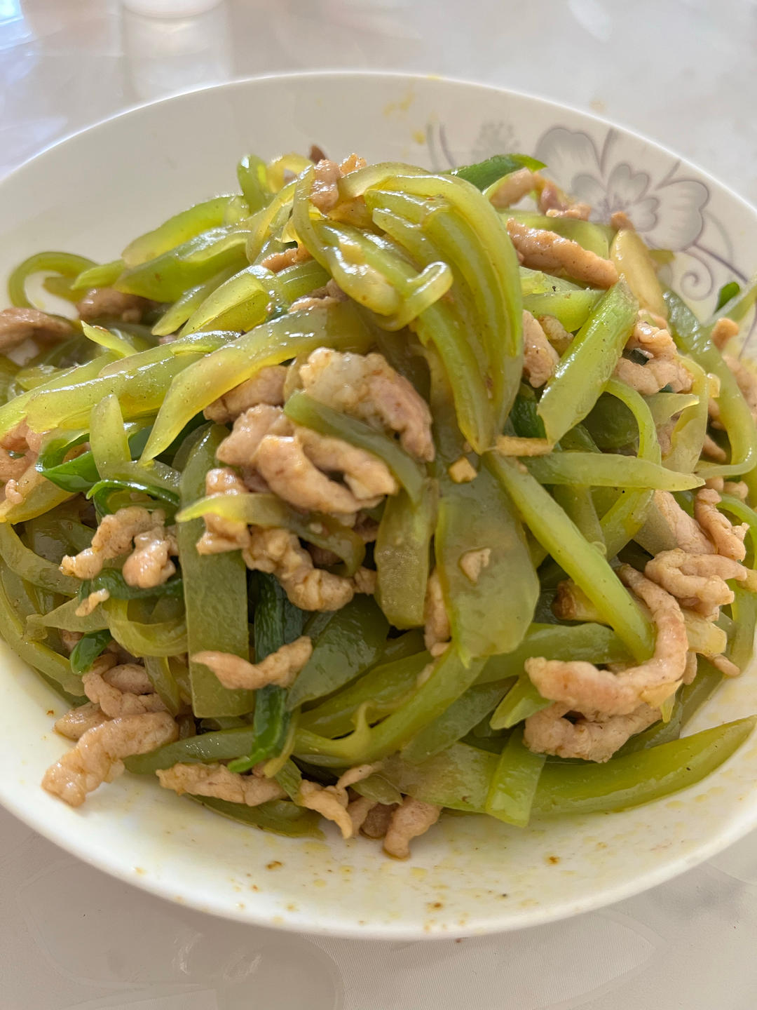 莴笋炒肉丝