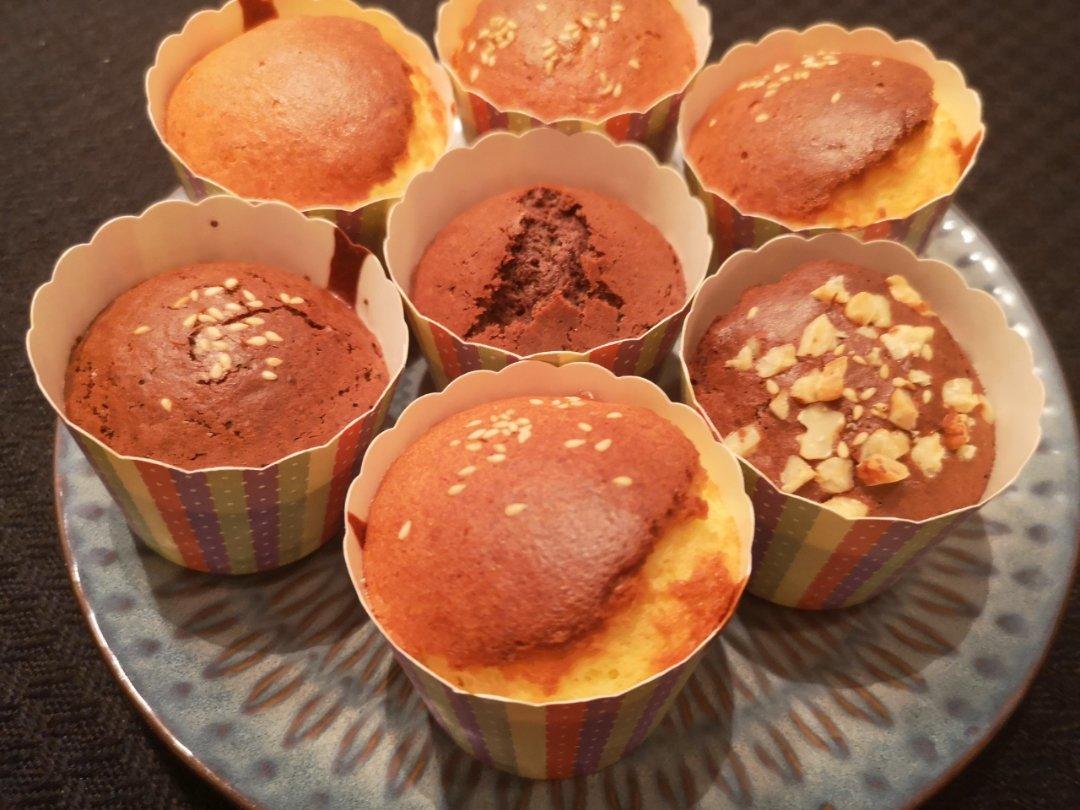 🍰无水无油纸杯蛋糕（超快手无泡打粉）