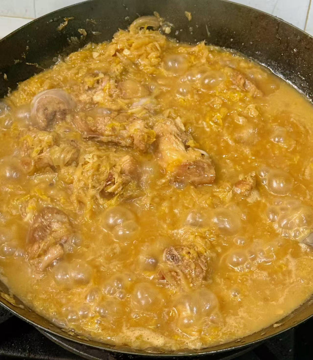 东北版酸菜炖大骨头（超简单，学不会你打我）