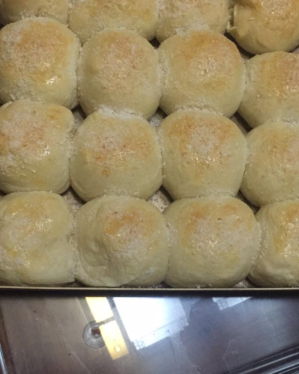 一次发酵椰蓉餐包