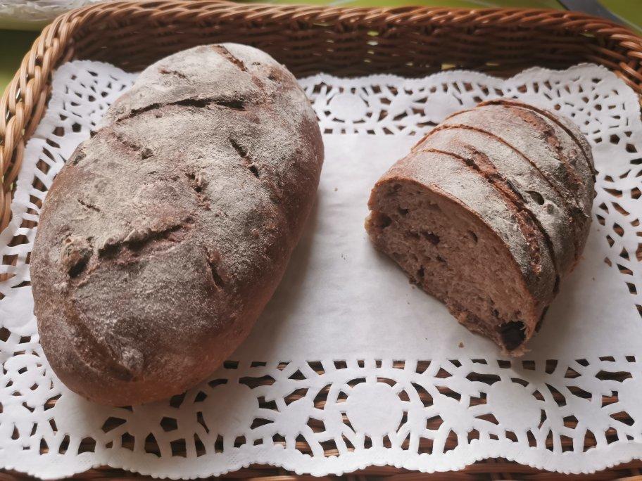 全麦蔓越莓核桃软欧包