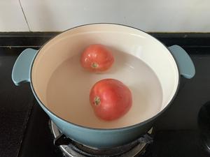 巨开胃番茄酸辣汤的做法 步骤2