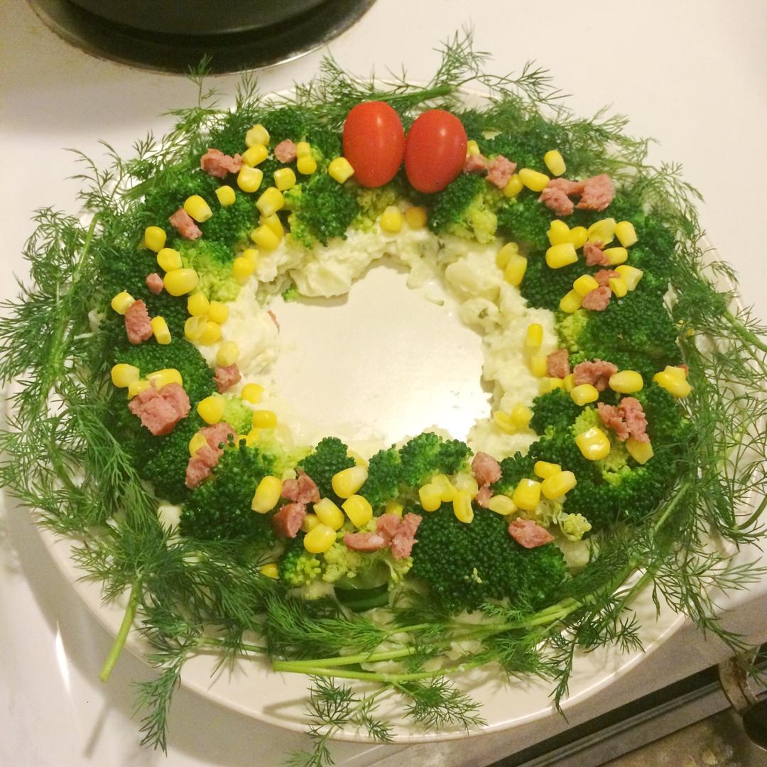圣诞花环沙拉